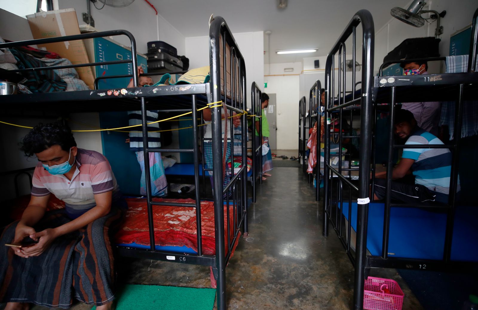 Vacunas y confinamientos de trabajadores migrantes: la covid-19 y los derechos humanos en Singapur