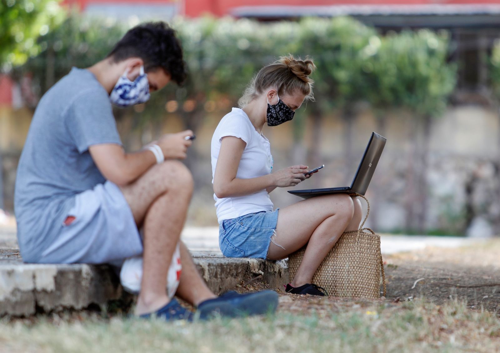 Le Covid-19 montre pourquoi l’accès à Internet est un droit humain