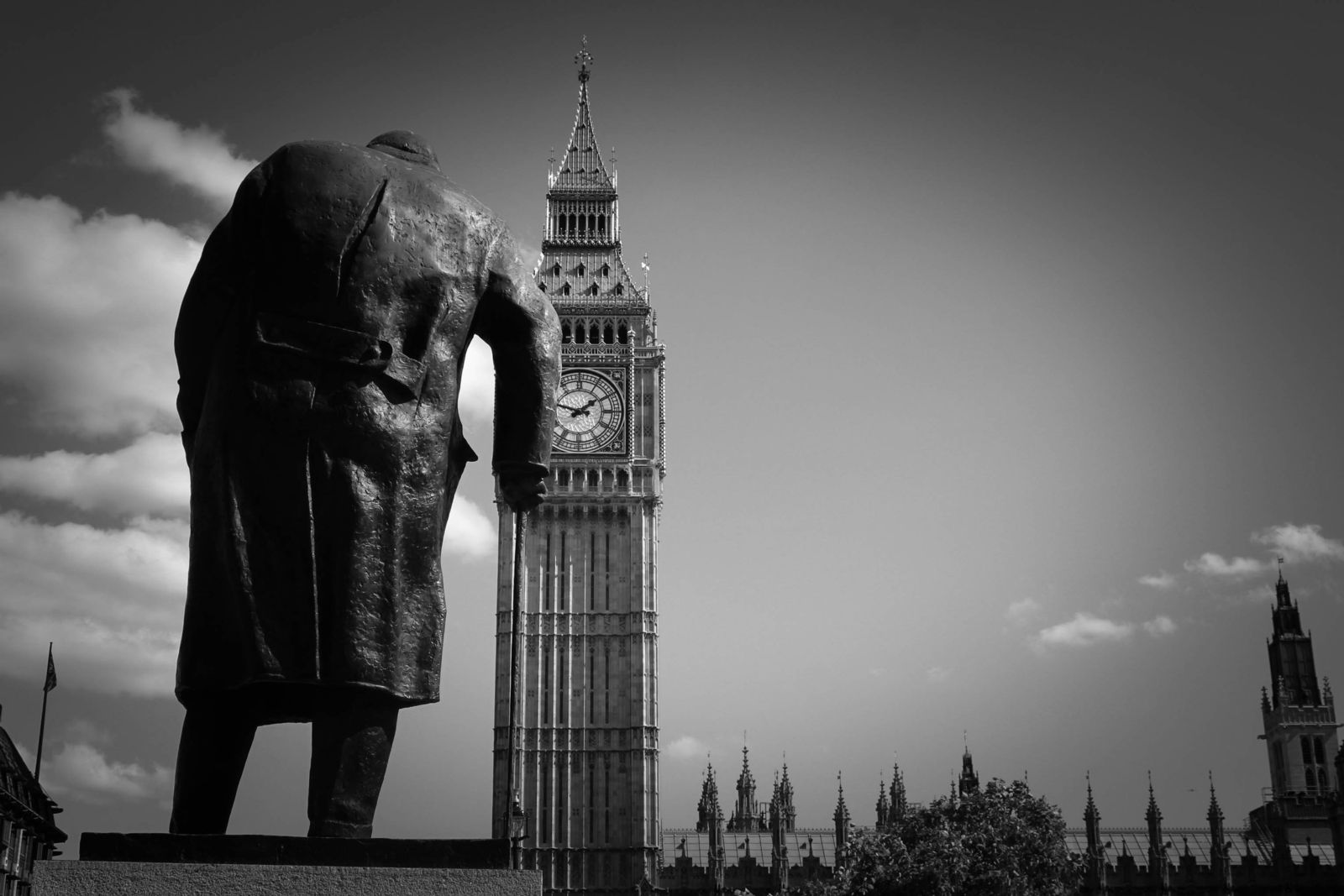 The Conservatives’ withdrawal from the ECHR: Legal and political challenges