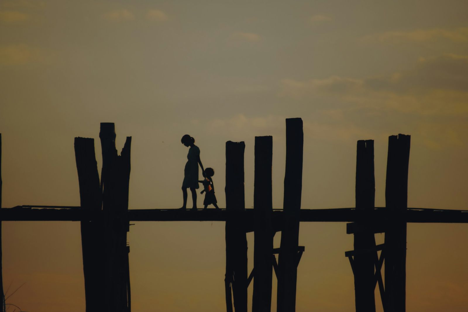 Más allá del diagnóstico: el impacto psicológico de las crisis que se acumulan en Myanmar